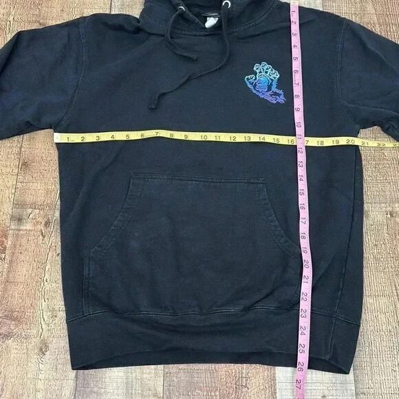 Santa Cruz Throwdown Hand Black Hoodie - Picture 5 of 7